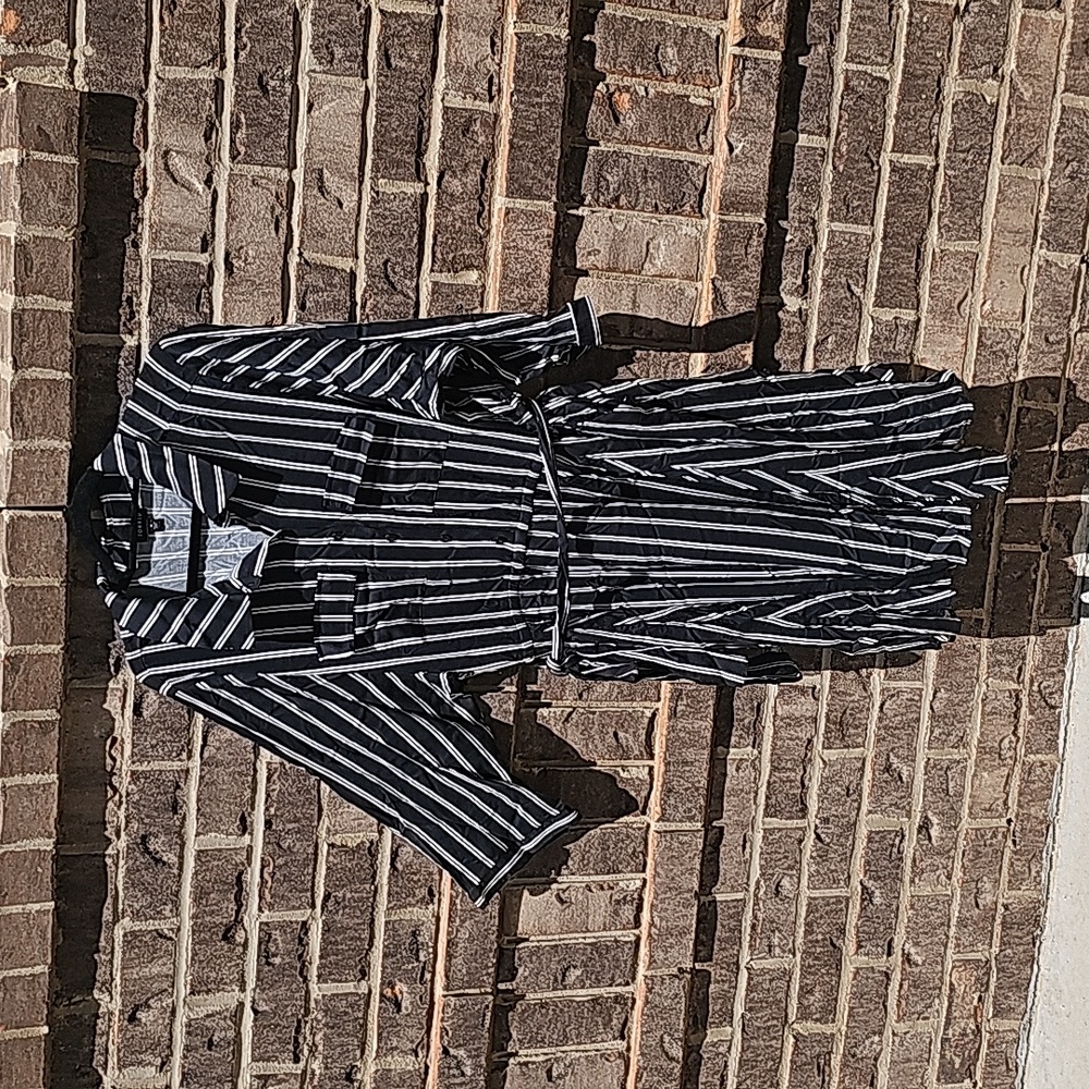 Torrid Black and White Challis Button Front Shirt Dress Size 4